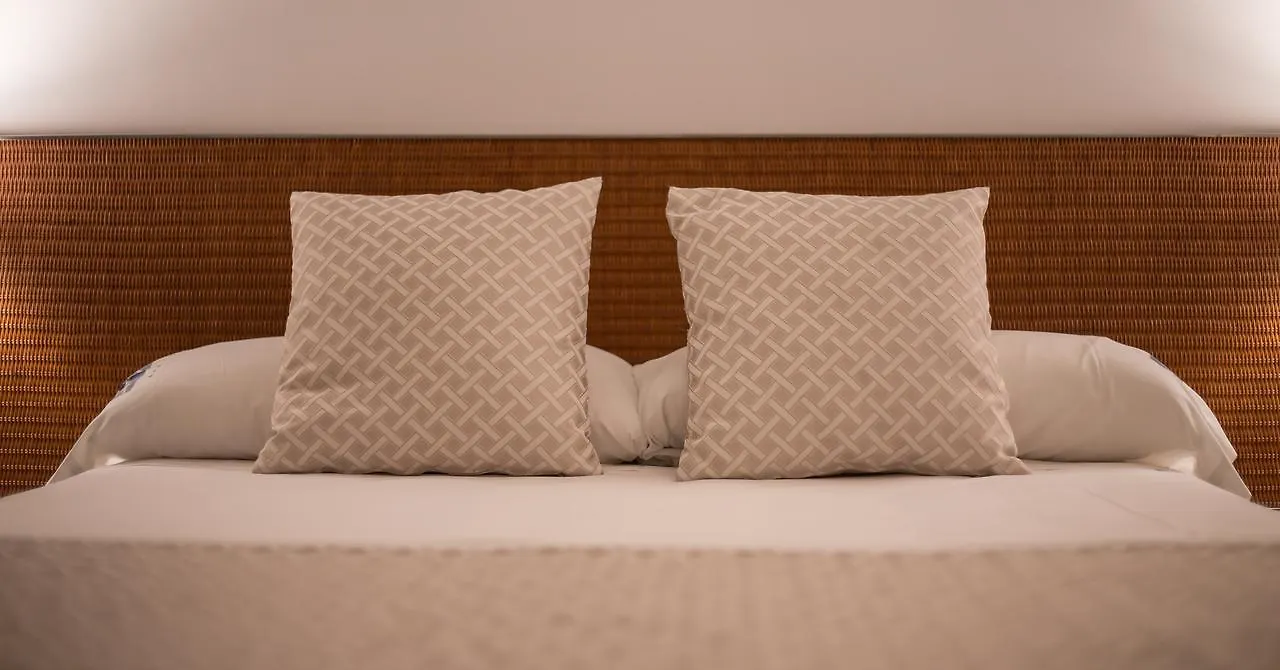 Hotel Carlos III Sant Carles De La Rapita